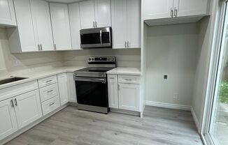 3 beds, 1.5 baths, 1,350 sqft, $3,045, Unit B