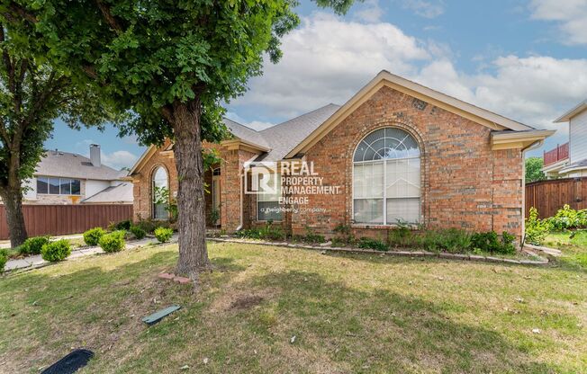 Spacious 4-Bedroom Home in the heart of DFW