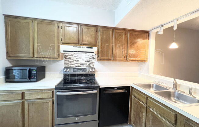 2206 ALPINE RD