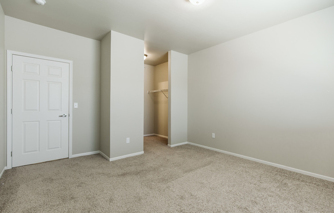 2 beds, 2 baths, 1,590 sqft, $1,525, Unit 5301-226