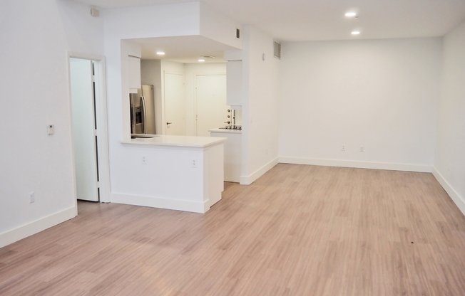 2 beds, 2.5 baths, 1,490 sqft, $4,268