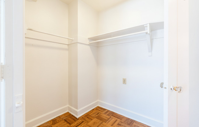 1 bed, 1 bath, 760 sqft, $2,200, Unit 501
