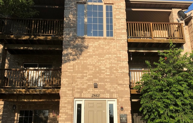 Nice 2br Condo in Coralville close to shopping & interstate