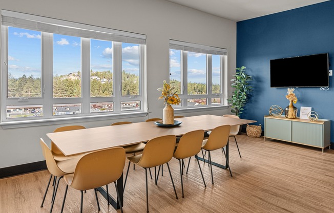 Resident lounge at The Hixon that leads to rooftop deck