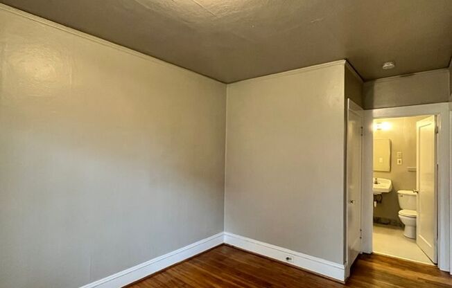 1 bed, 1 bath, $1,445, Unit 38