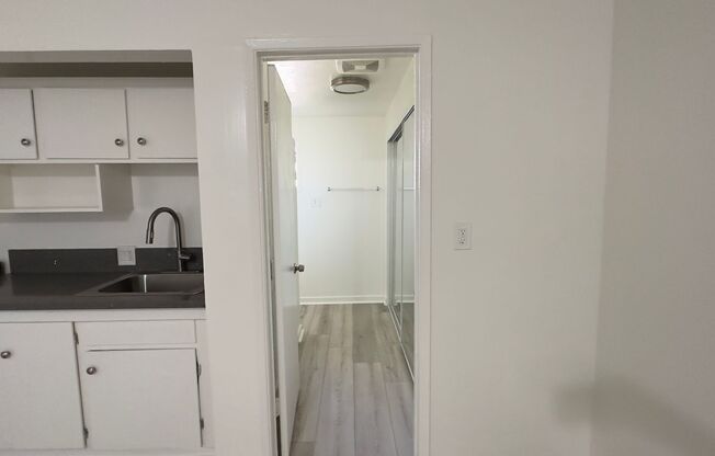 Studio, 1 bath, $1,380, Unit 36