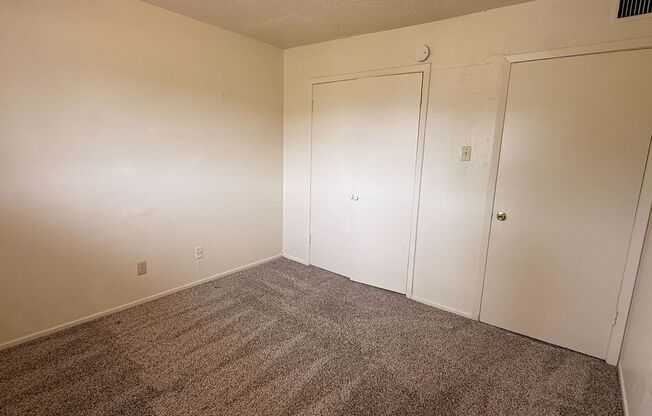 2 beds, 1 bath, 750 sqft, $1,050, Unit 102