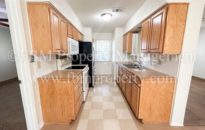 4 beds, 1 bath, $1,800