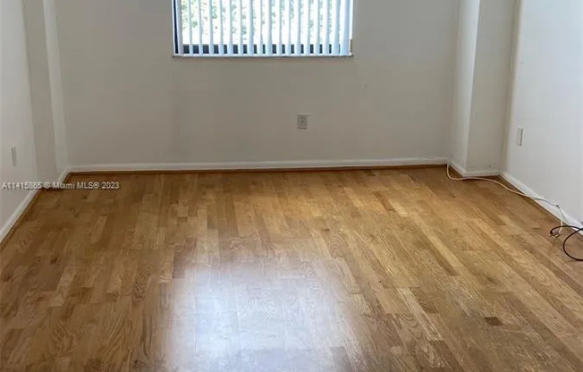 1470 Northeast 123rd Street