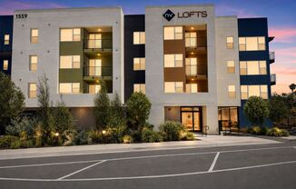 Luxury 2B/2B Apartment - Up to 4 weeks free rent available for immediate move in!