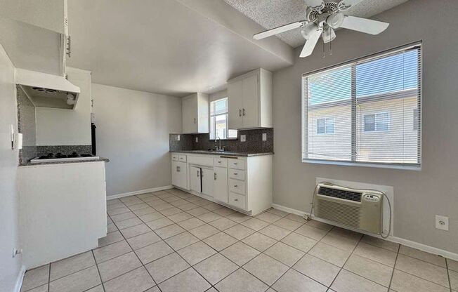731 N Azusa Ave
