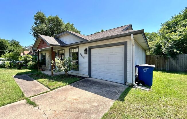 Nice & Cozy 2/BR 1/BA Home with Fenced Yard & Covered Patio!