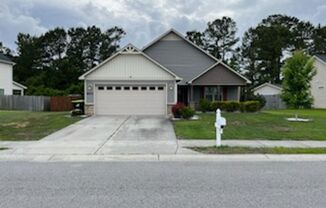 Well Maintained 3 Bedroom Home on Hunters Creek