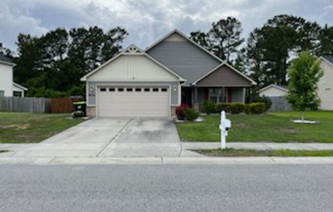 Well Maintained 3 Bedroom Home on Hunters Creek