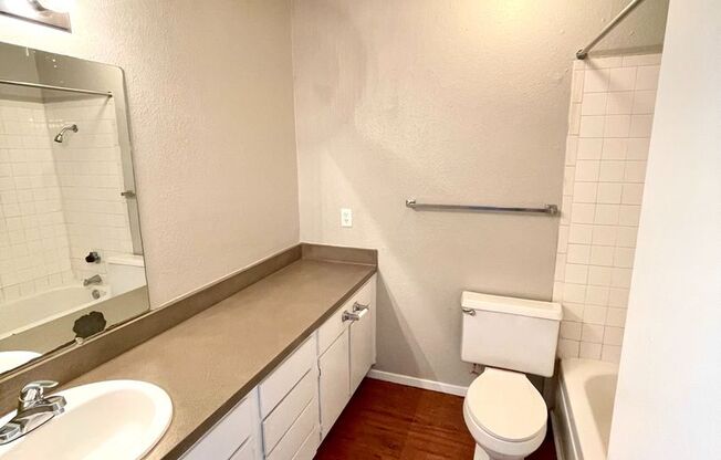 1 bed, 1 bath, 630 sqft, $650