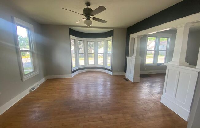 **Newly Remodeled HOUSE FOR RENT**
