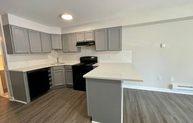 1 bed, 1.5 baths, 773 sqft, $1,600, Unit 8-3A