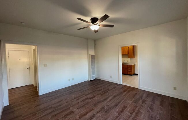 1 bed, 1 bath, 777 sqft, $1,895, Unit 106