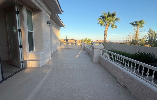 5 beds, 4.5 baths, $6,795