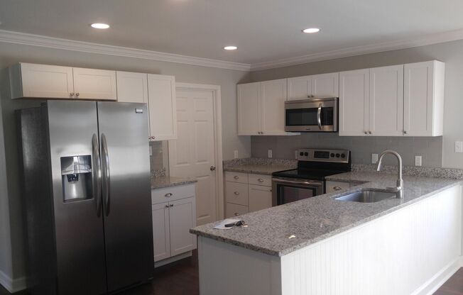 3 bed, 2 bath home!