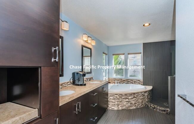 4508 Vereda Mar de Ponderosa