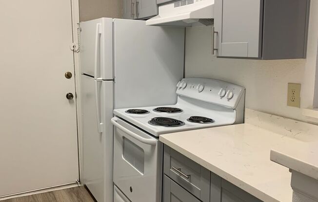 2 beds, 2 baths, 1,038 sqft, $1,215, Unit 3502