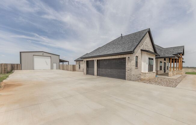 Stunning 4Bed/3Bath on 1.26-acre lot with a Pool!