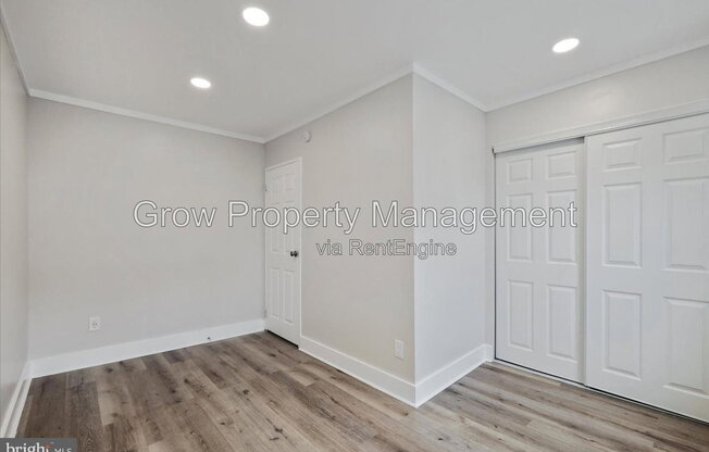 2 beds, 1 bath, 840 sqft, $1,837