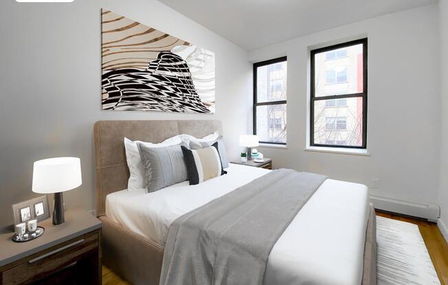 313 W 116 ST