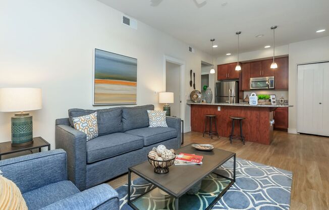 2 beds, 2 baths, 1,038 sqft, $1,920, Unit 2041