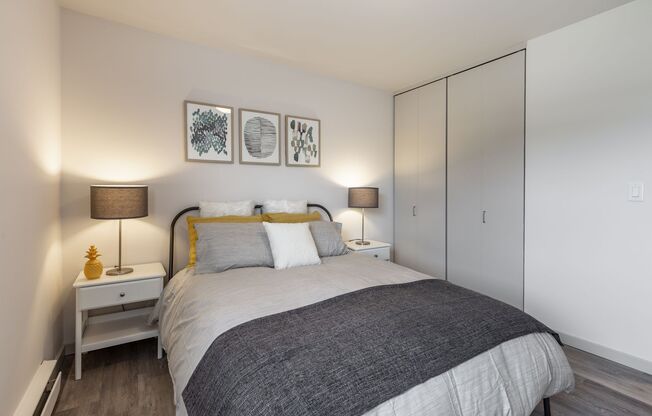 2 beds, 1 bath, $1,395, Unit 303