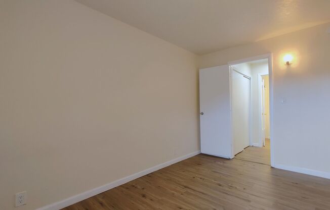 1 bed, 1 bath, 485 sqft, $825, Unit H106