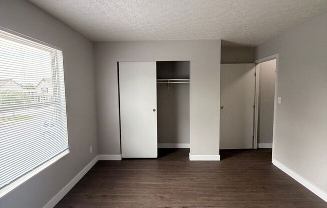 2 beds, 1 bath, 885 sqft, $1,150