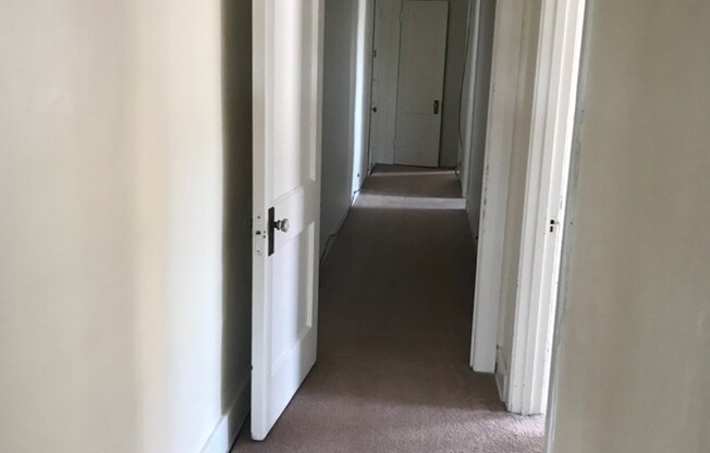 2 beds, 2 baths, 1,585 sqft, $2,325, Unit Old King Edward 67