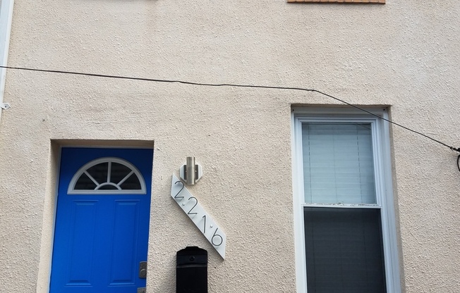 Charming 2Bedroom/1.5Bath Townhome in Upper Fells Point!