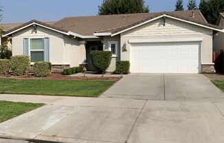 3 bedroom 2 bathroom home in Merced