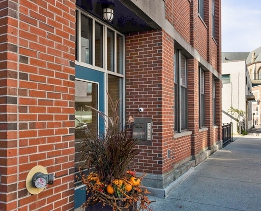 1 bed, 1 bath, 1,271 sqft, $4,500, Unit 203