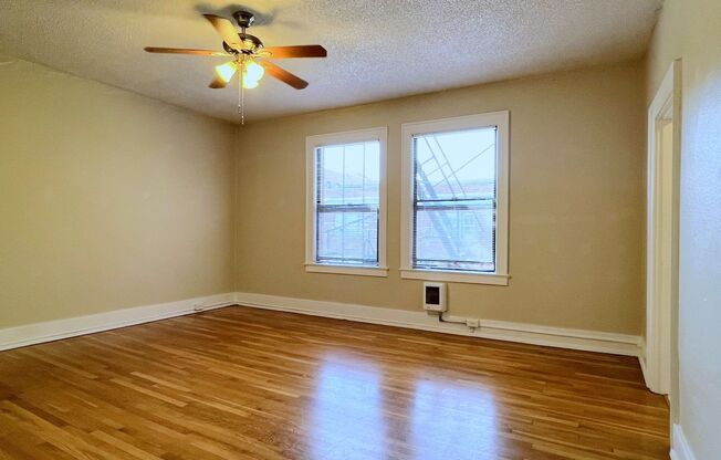 Studio, 1 bath, 525 sqft, $1,225, Unit 220