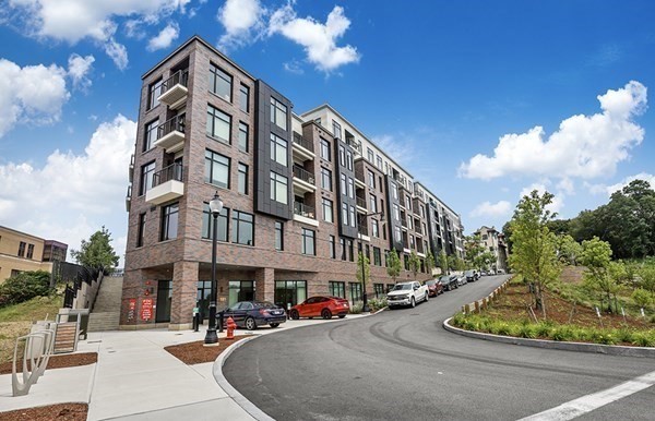 1 bed, 1 bath, 675 sqft, $3,400, Unit 513