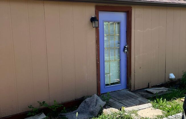 Charming 2-Bedroom Home Near the Heart of Lafayette
