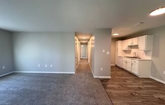 3 beds, 2 baths, 1,095 sqft, $1,595, Unit C3-301