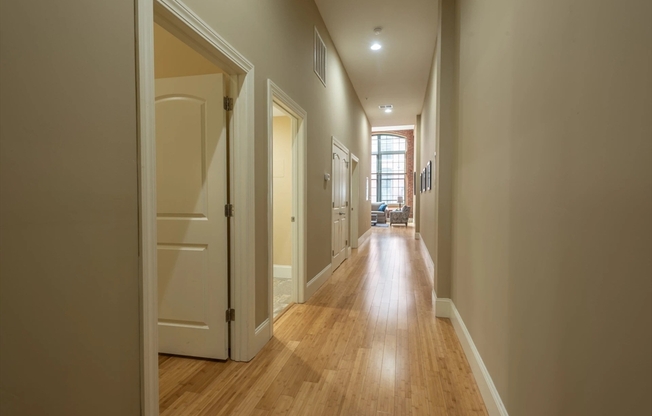 1 bed, 1 bath, 600 sqft, $2,150, Unit 6-512