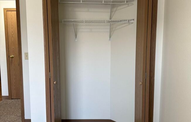 2 beds, 2 baths, $1,075, Unit 1736-205