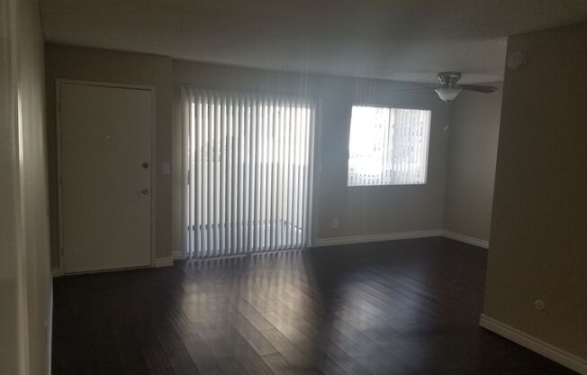 1 bed, 1 bath, 650 sqft, $1,995, Unit 77