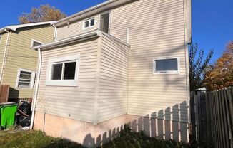 3 beds, 1 bath, $1,995