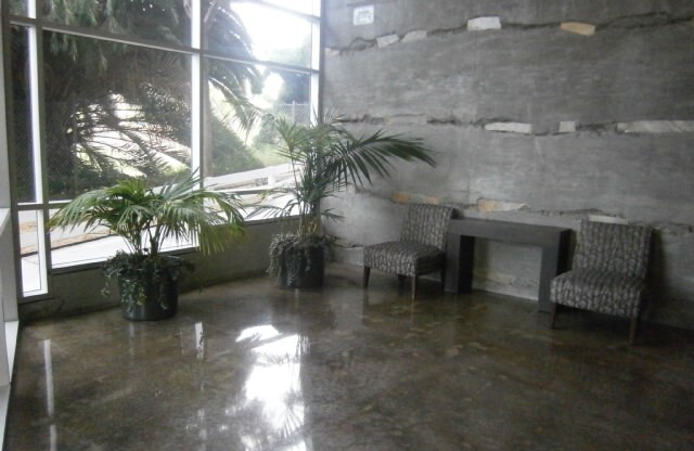 2 Bed/2 Bath Condo in Downtown San Diego