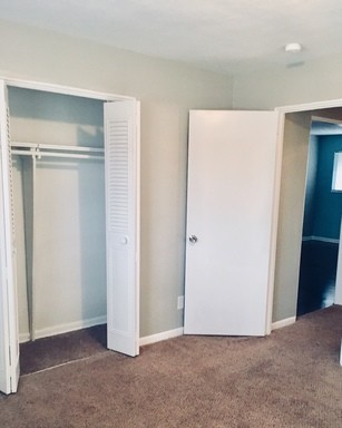 2 beds, 1 bath, $1,145