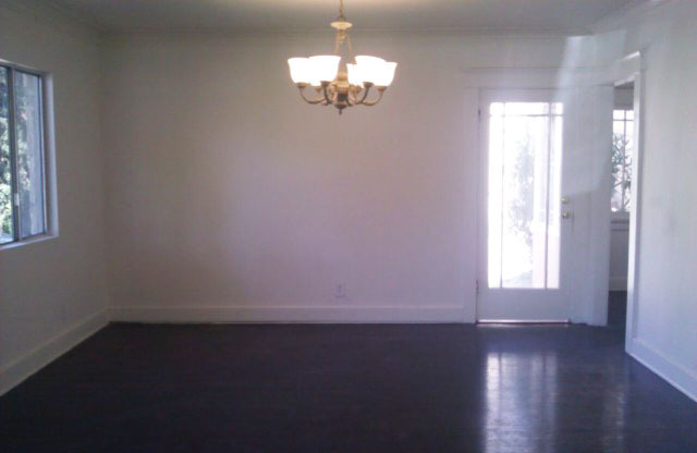 1134 Orange Grove Ave