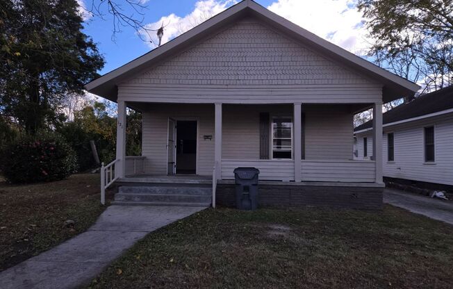 4 beds, 1 bath, $1,250