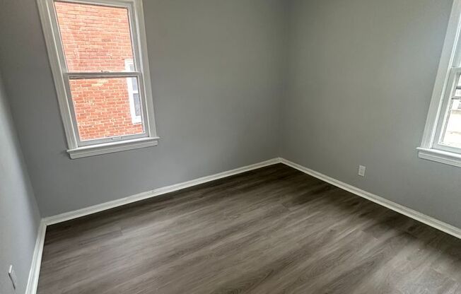 4bd Single Maple Section 8